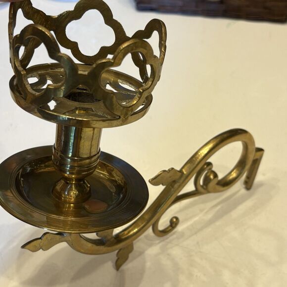 2 MIDCENTURY Heavy Brass WALL MOUNTED CANDLE SCONCES Architectural Salvage - Picture 3 of 3